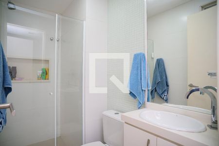 Banheiro da Suíte 4 de casa à venda com 4 quartos, 585m² em Serra Grande, Niterói