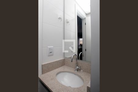 Banheiro de apartamento para alugar com 1 quarto, 30m² em Centro Histórico, Porto Alegre