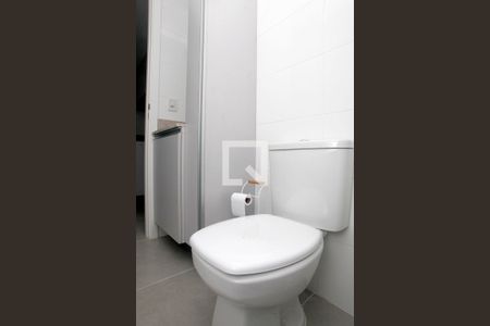 Banheiro de apartamento para alugar com 1 quarto, 30m² em Centro Histórico, Porto Alegre