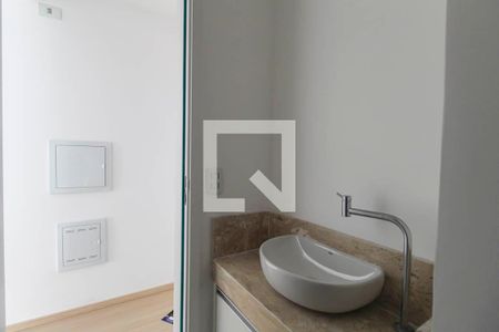 Lavabo de apartamento para alugar com 2 quartos, 93m² em Vila Independencia, São Paulo