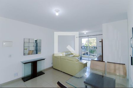 Sala de apartamento para alugar com 3 quartos, 84m² em Parque Sao Miguel, Guarulhos