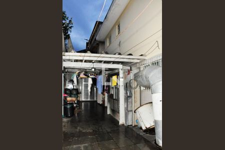 Área de Serviço  de casa à venda com 3 quartos, 199m² em Vila Guedes, São Paulo