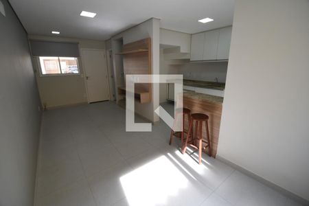 Sala de casa de condomínio à venda com 3 quartos, 114m² em Chácara Primavera, Campinas