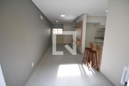 Sala de casa de condomínio à venda com 3 quartos, 114m² em Chácara Primavera, Campinas