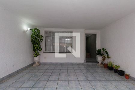 Garagem de casa à venda com 2 quartos, 142m² em Vila Sao Francisco, São Paulo
