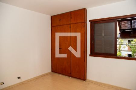 Quarto 1 de casa à venda com 3 quartos, 130m² em Chácara Santo Antônio (zona Sul), São Paulo