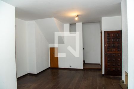 Sala de casa à venda com 3 quartos, 130m² em Chácara Santo Antônio (zona Sul), São Paulo