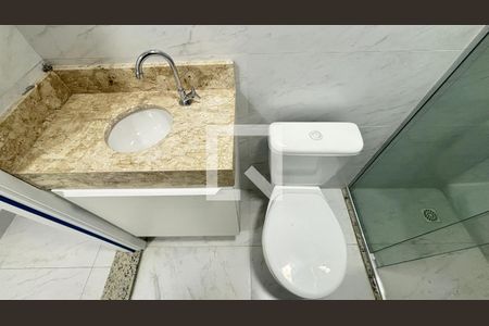 Banheiro de apartamento à venda com 2 quartos, 74m² em Jardim do Estádio, Santo André