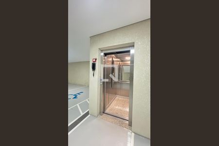 Elevador -Garagem de apartamento à venda com 2 quartos, 74m² em Jardim do Estádio, Santo André