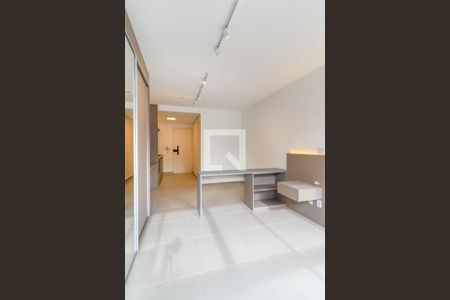 Sala/Quarto de kitnet/studio à venda com 1 quarto, 30m² em Parque Colonial, São Paulo