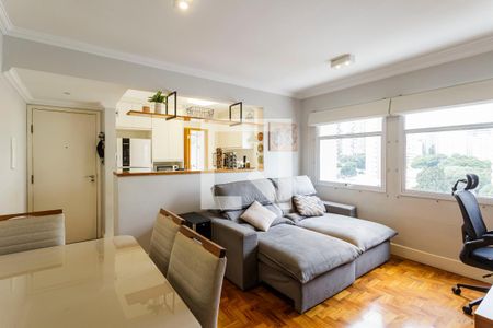 Sala de apartamento à venda com 2 quartos, 63m² em Vila Olímpia, São Paulo