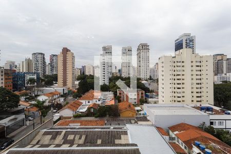 Vista de apartamento à venda com 2 quartos, 63m² em Vila Olímpia, São Paulo