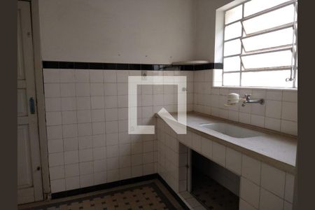 Casa à venda com 3 quartos, 210m² em Vila Mariana, São Paulo