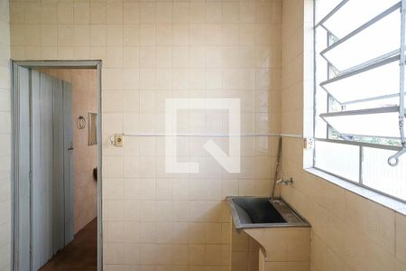 Área de serviço de casa à venda com 2 quartos, 400m² em Santa Maria, São Caetano do Sul
