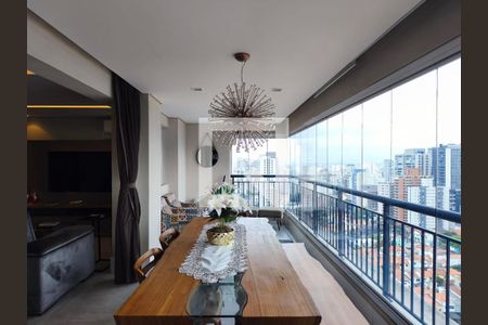 Varanda de apartamento à venda com 2 quartos, 113m² em Vila Mariana, São Paulo