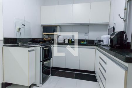 Cozinha de apartamento à venda com 3 quartos, 142m² em Santo Antônio, Belo Horizonte