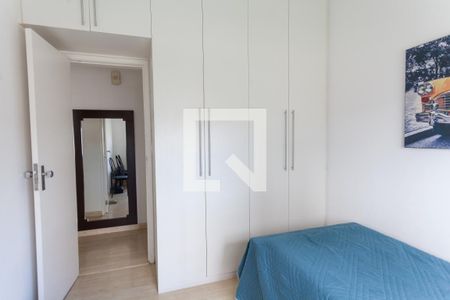 Quarto 2 de apartamento à venda com 3 quartos, 142m² em Santo Antônio, Belo Horizonte