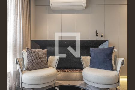 Sala de apartamento à venda com 3 quartos, 130m² em Cambuí, Campinas