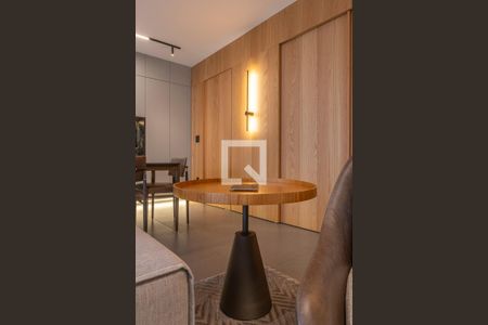 Sala de apartamento à venda com 3 quartos, 130m² em Cambuí, Campinas