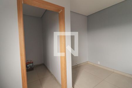 Quarto de casa de condomínio à venda com 3 quartos, 260m² em Sitio do Moinho, Várzea Paulista