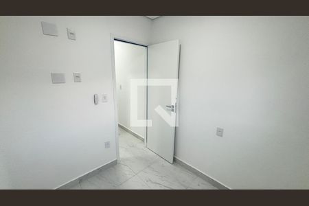 Quarto de apartamento à venda com 2 quartos, 109m² em Jardim do Estádio, Santo André