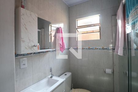 Banheiro de casa à venda com 1 quarto, 30m² em Rio Branco, Canoas