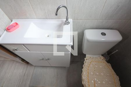 Banheiro de casa à venda com 1 quarto, 30m² em Rio Branco, Canoas