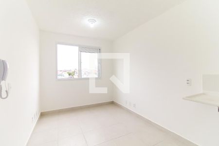 Apartamento para alugar com 2 quartos, 32m² em Vila Carmosina, São Paulo