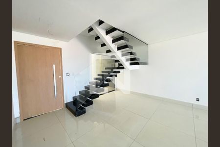 Sala de casa à venda com 3 quartos, 190m² em Manacás, Belo Horizonte
