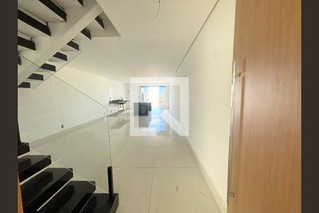 Sala de casa à venda com 3 quartos, 190m² em Manacás, Belo Horizonte