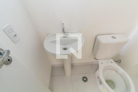 Banheiro de apartamento para alugar com 2 quartos, 32m² em Colônia (zona Leste), São Paulo