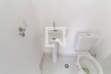 Banheiro de apartamento para alugar com 2 quartos, 32m² em Colônia (zona Leste), São Paulo