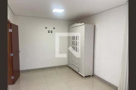 Quarto de casa para alugar com 4 quartos, 360m² em Nova Vista, Belo Horizonte