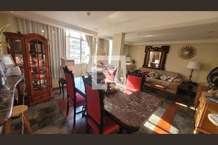 Apartamento à venda com 4 quartos, 180m² em Icaraí, Niterói