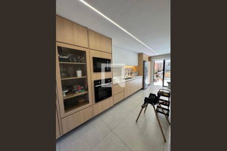 Casa à venda com 3 quartos, 150m² em Itaipu, Niterói