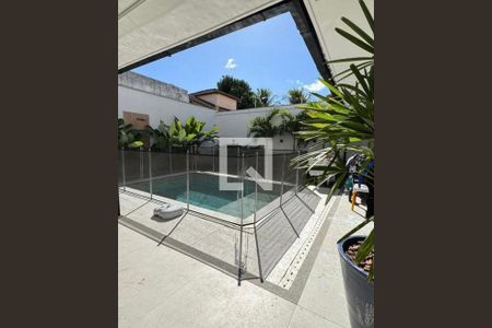 Casa à venda com 3 quartos, 150m² em Itaipu, Niterói