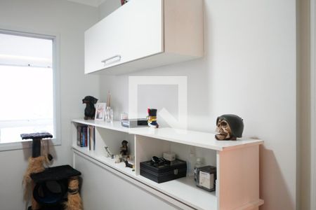 Escritório de apartamento à venda com 3 quartos, 74m² em Vila Bertioga, São Paulo