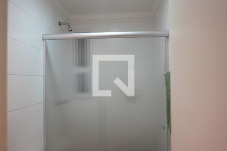 Banheiro Social de apartamento à venda com 3 quartos, 74m² em Vila Bertioga, São Paulo
