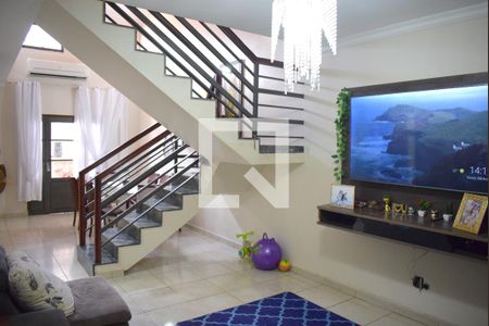 Sala de casa para alugar com 3 quartos, 387m² em Jardim Antartica, Ribeirão Preto