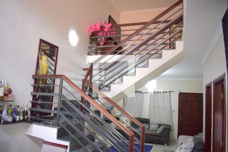 Sala de casa para alugar com 3 quartos, 387m² em Jardim Antartica, Ribeirão Preto