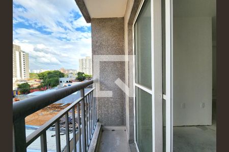 Varanda de kitnet/studio à venda com 1 quarto, 36m² em Moema, São Paulo