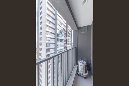 Varanda de kitnet/studio para alugar com 1 quarto, 35m² em Campo Belo, São Paulo