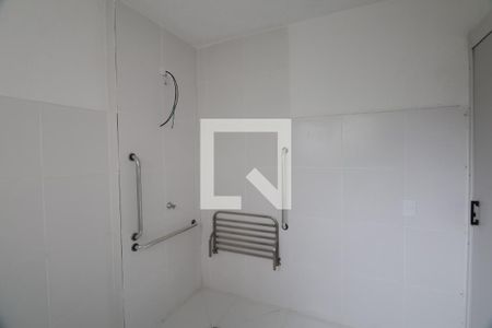 Banheiro de apartamento à venda com 1 quarto, 40m² em Mato Grande, Canoas