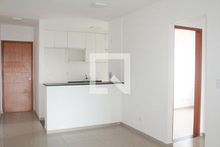 Sala de apartamento para alugar com 3 quartos, 76m² em Vila Milton, Guarulhos