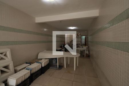 Garagem de casa à venda com 3 quartos, 170m² em Penha de França, São Paulo