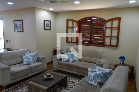 Sala  de casa à venda com 4 quartos, 165m² em Taquara, Rio de Janeiro