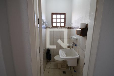 Lavabo de casa para alugar com 3 quartos, 241m² em Jardim Guanabara, Campinas