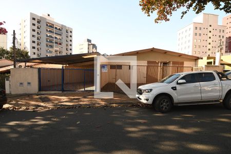 Fachada de casa à venda com 3 quartos, 241m² em Jardim Guanabara, Campinas