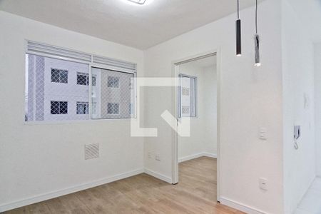 Sala de apartamento para alugar com 2 quartos, 33m² em Jardim Pereira Leite, São Paulo