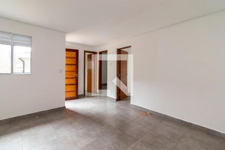 Sala de casa de condomínio para alugar com 2 quartos, 65m² em Imirim, São Paulo